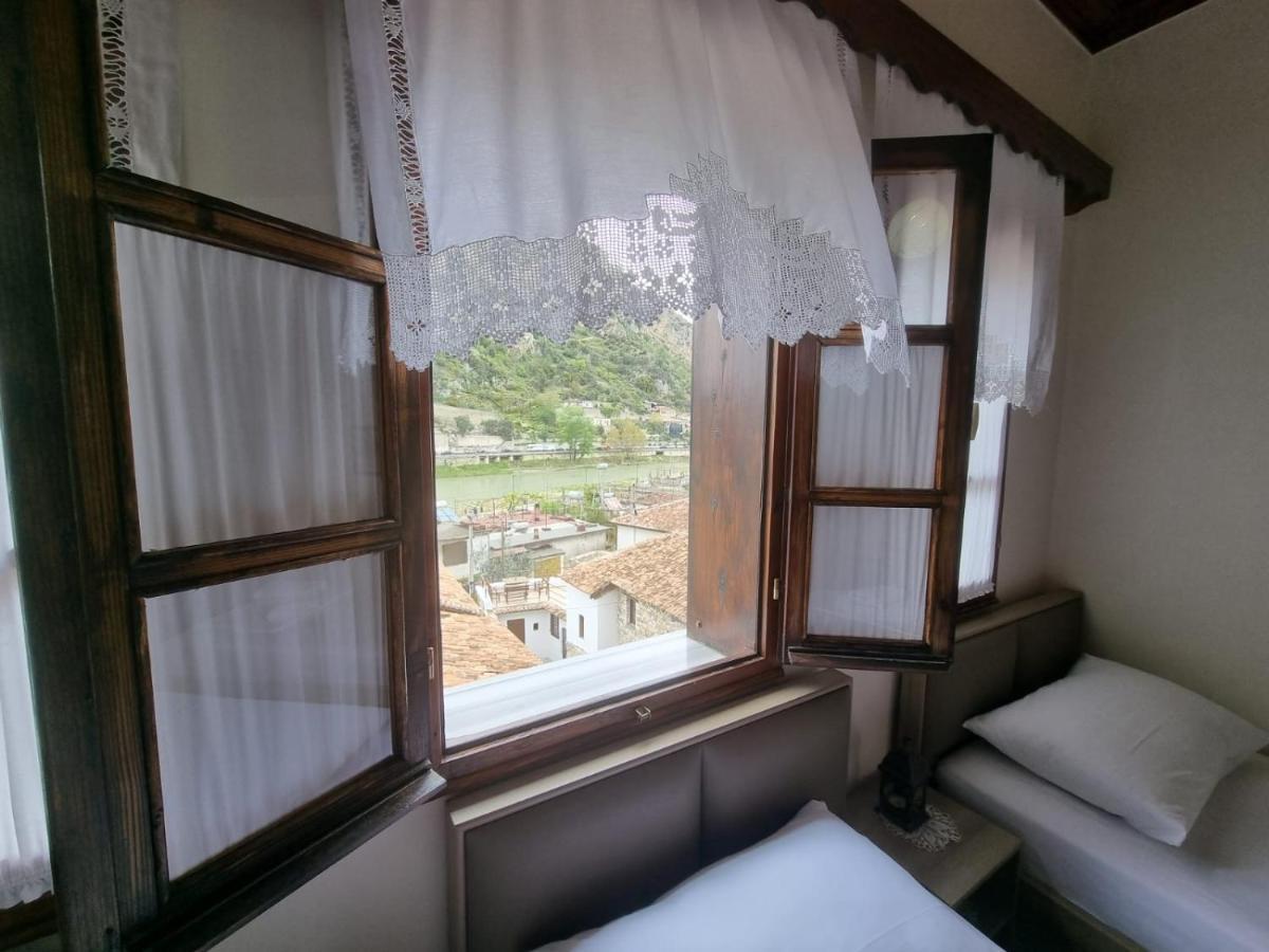 Romeo'S Guest House Берат Экстерьер фото